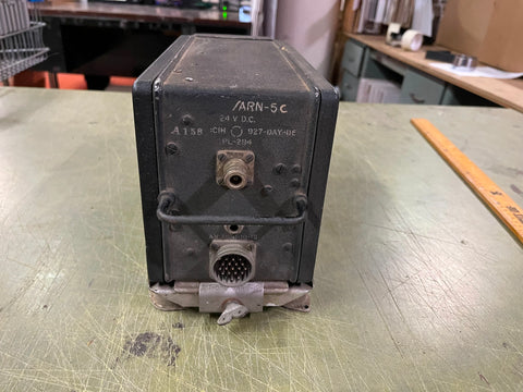 vtg antique U.S. Military ARN-5C 24V D.C. Radio Receiver Rare