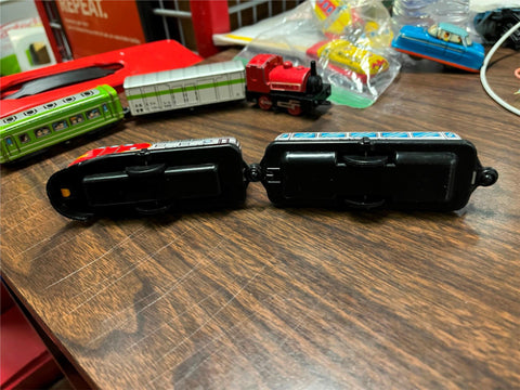 VTG Lot of 5 Made in Japan Tin Litho Train Toys Santa Fe